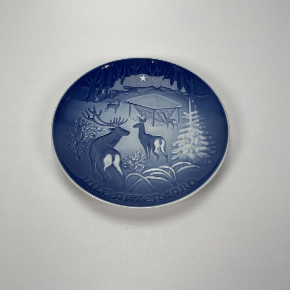 Vintage Bing & Grondahl “Jule After 1980” “Christmas In The Woods” 7 1/4" Plate